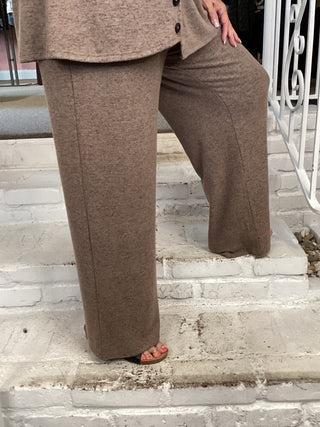 FLEECE STICTH PANT - BROWN