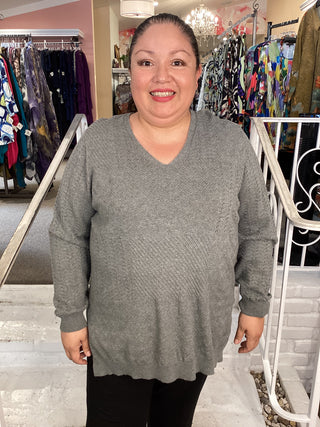 GRETA V SWEATER - GREY