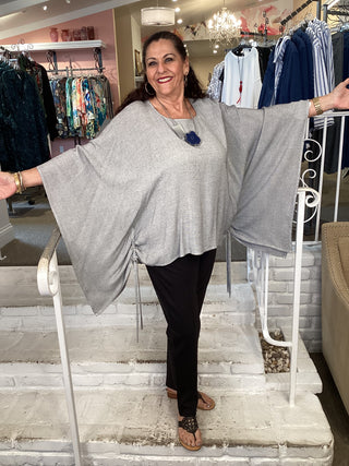 Poncho - Silver Natural