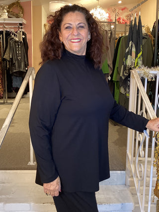 TONYA MOCK TOP - BLACK