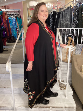 SWING EMBROIDERED VEST - BLACK