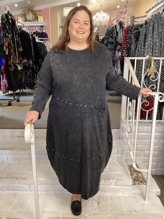 COTTON COCOON DRESS - BLACK