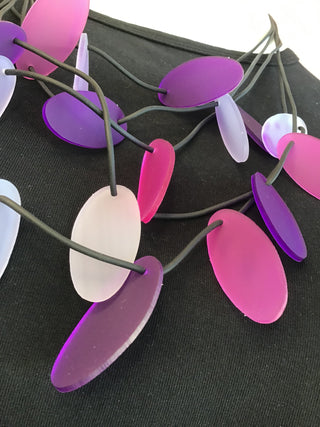 PETALE NECKLACE - PURPLE MIX