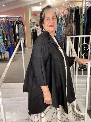 WIDE COAT - BLACK