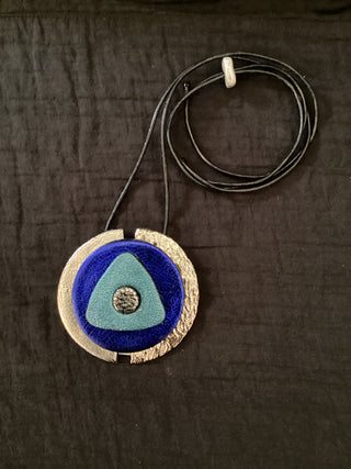 BLUE OVAL PENDANT