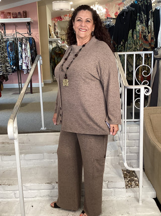 FLEECE STICTH PANT - BROWN