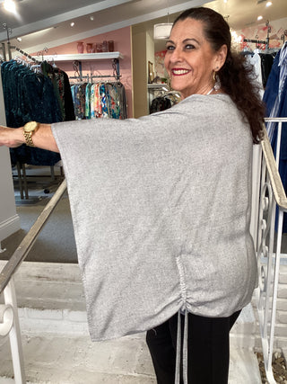 Poncho - Silver Natural