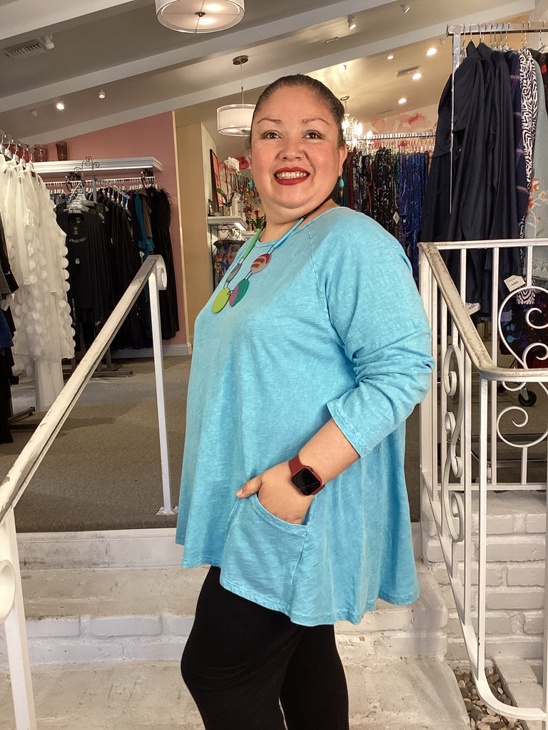 Boutique plus cheap size tops