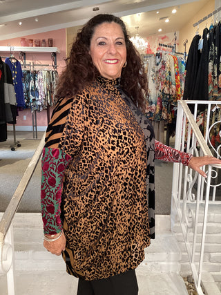 AT800R Cut Velvet Tunic in Regal Mix by Alembika