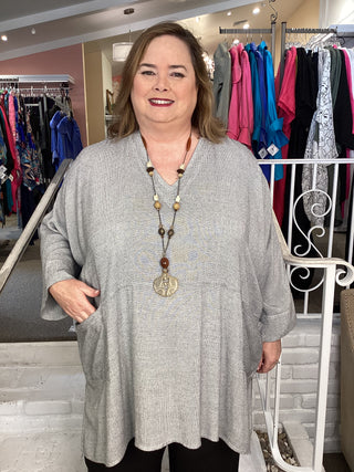 V 2 PKT Tunic – Grey Natural