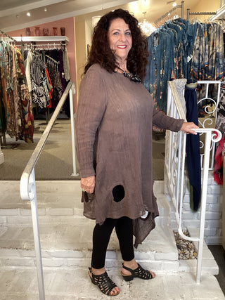 CRINKLE WHOLY TUNIC - BROWN