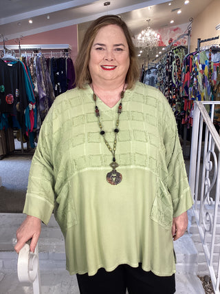 V 2 PKT Tunic – Eyelash Spring