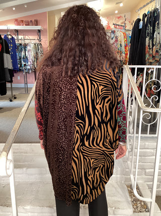 AT800R Cut Velvet Tunic in Regal Mix by Alembika