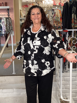 3D FLOWER JACKET-BLACK & WHITE