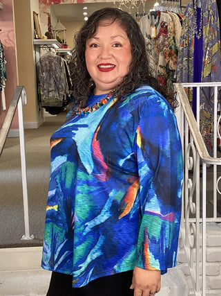 3/4 ROUND HEM TOP - CRESCENDO