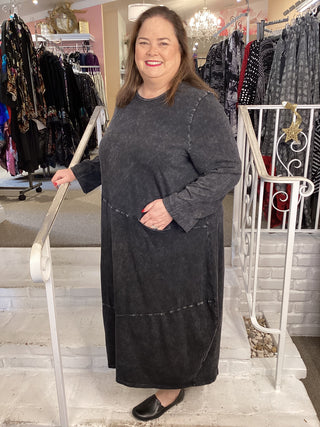 COTTON COCOON DRESS - BLACK