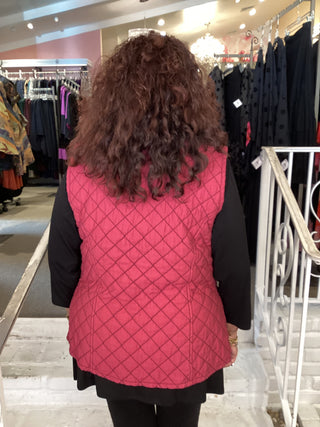 QUILT ZIP VEST - RHUBARB