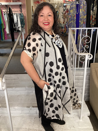 RT0994 WRAP DUSTER - BW DOT