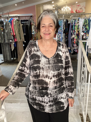 V NECK TOP - LEILANI