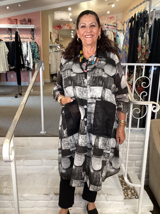 RT1109 DUSTER DRESS - BW