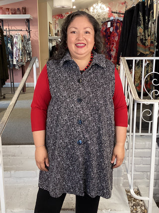 KNIT WIRE COLLAR VEST- DOTS