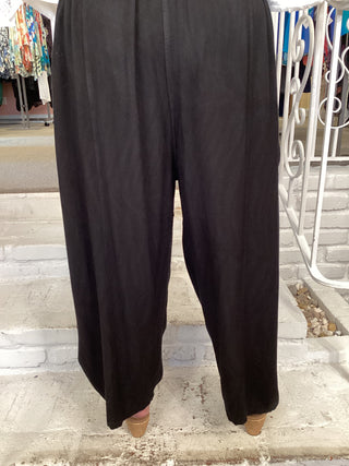 4222 Sousdi Barrel Pant - Black