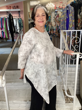 LT1475 TUNIC - WHITE LEAVES