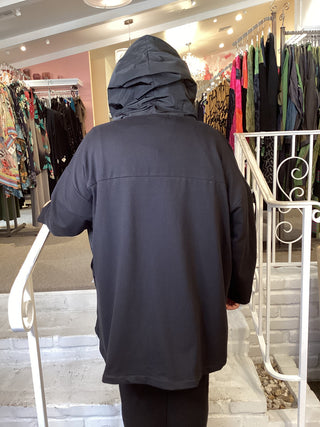 ZIP HOODIE ROUND PKT - BLACK