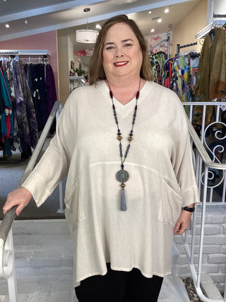 V 2 PKT Tunic – Linen Natural