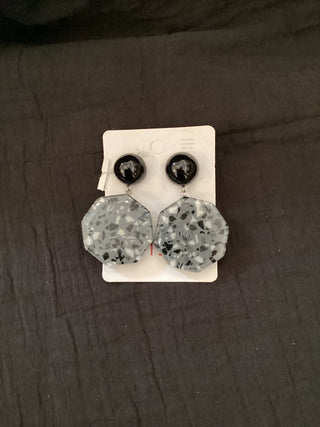 GRANITE EAR