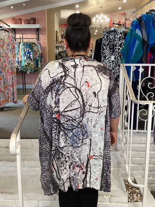 HI LO TUNIC TEE-GRAFFITI #
