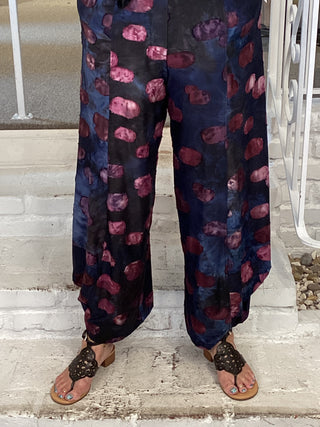 AP731M Punto Pant in Midnight by Alembika