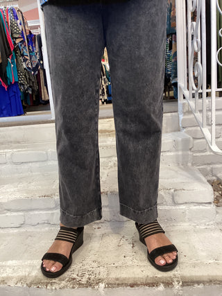SLIM ANKLE POCKET PANT - BLACK