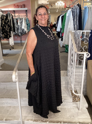 HI-NECK TEXTURED DRESS - BLACK
