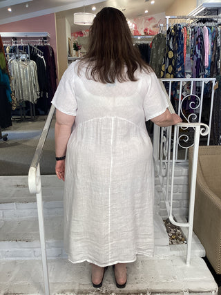 PATCH DRESS - WHITE