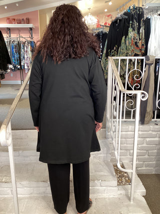 DUSTER - BLACK