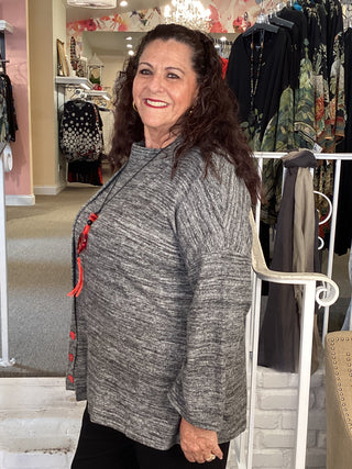FLEECE BUTTON DETAIL TOP -GREY