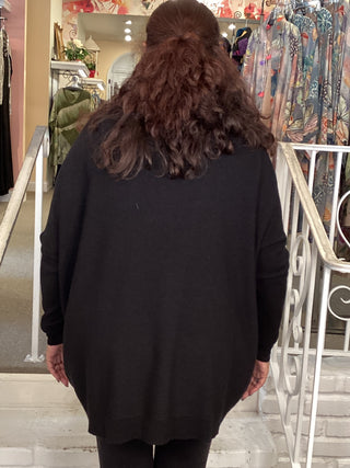 MACY ROUND NECK SWTR -BLACK