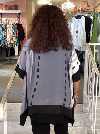 KC9 Elia Crepe Tunic - Black/White/Gray Arial