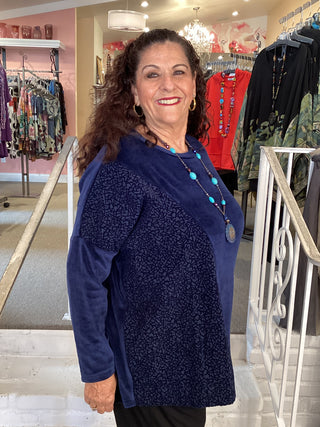 BEATRICE  VELVET TOP - NAVY