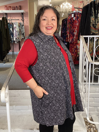 KNIT WIRE COLLAR VEST- DOTS
