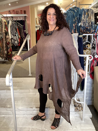 CRINKLE WHOLY TUNIC - BROWN