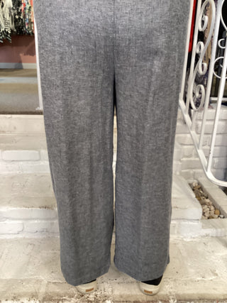 LINEN PLEAT BUTTON CAPRI-BLACK
