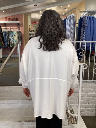 V 2 PKT Tunic – White