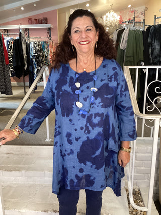 ANNIKA TIE-DYE TOP - BLUE