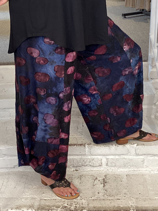 AP731M Punto Pant in Midnight by Alembika
