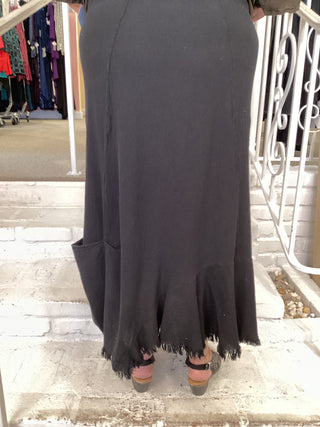 FRINGE SKIRT - BLACK