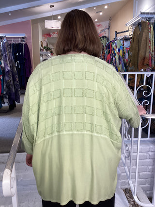 V 2 PKT Tunic – Eyelash Spring