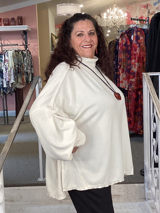 OVERSIZE SWEATER - WHITE