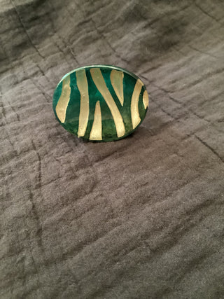LILITH GREEN RING